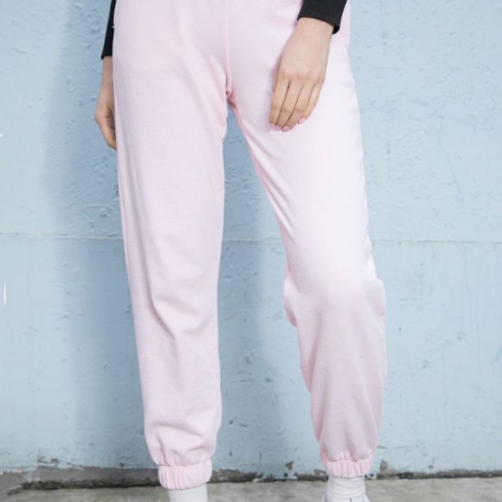 Brandy Melville Rosa Sweatpants
